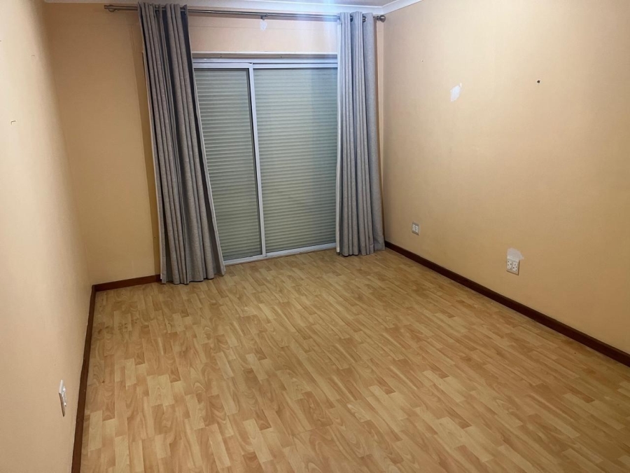 To Let 4 Bedroom Property for Rent in Big Bay Western Cape
